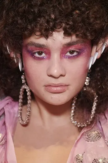 Aretes de Moda 2024: ¿Por Qué Estos Diseños Son Los Más Buscados? 126 ashish 2024 aretes